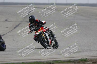 media/Nov-29-2025-TrackDaz (Sat) [[10ae2d9bce]]/B Group/Session 3 (Outside Grapevine)/